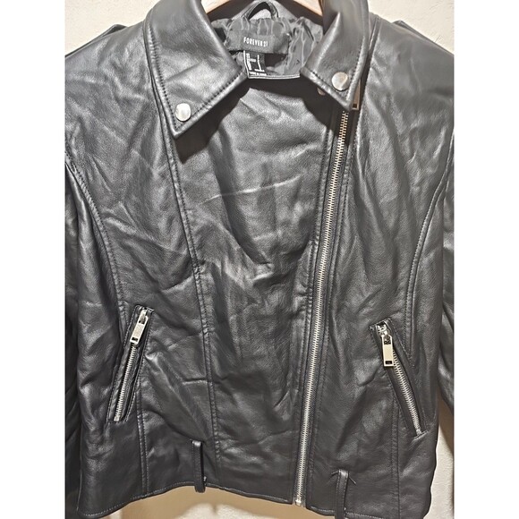 Forever 21 Black Moto Biker Jacket Size S Grunge Biker Chic Y2K Looks! - Picture 2 of 4